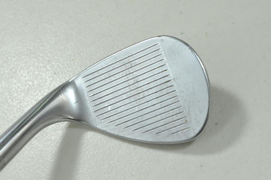 Titleist Vokey SM8 Tour Chrome 58*-12D Wedge RH KBS Hi-Rev 2.0