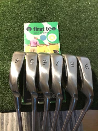 Ping G2 Black Dot Irons Set (4-9 Irons) Cushin Steel Shafts (STD -1/2 Inch)