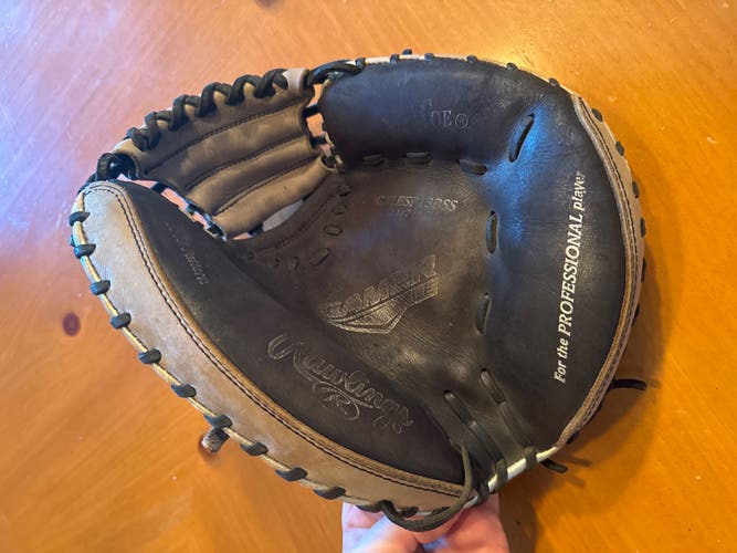 Rawlings Gamer XLE RH Catcher's Baseball Glove 32.5" (Used)