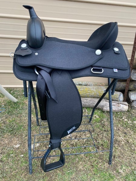 Abetta 17" black All-Around Western saddle