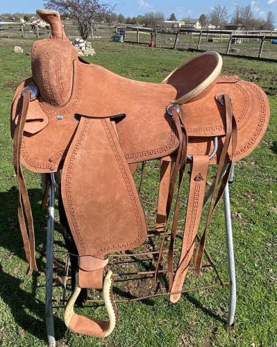 17"  Ranch style rough out Western saddle w/in-skirt fenders, 8" gullet