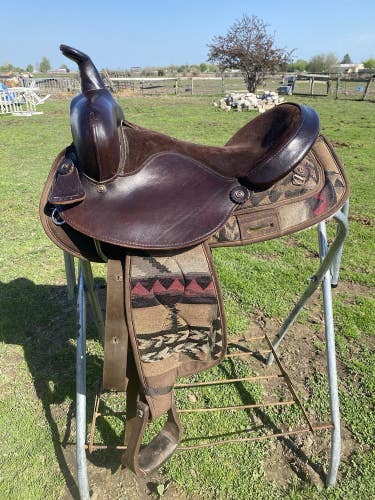 Used 15" Big Horn brown Southwest print Western saddle 184  US made