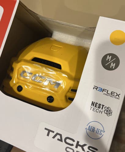 NEW IN BOX CCM Tacks 920 Helmet - Medium - Yellow (Sunflower) - Retail $400