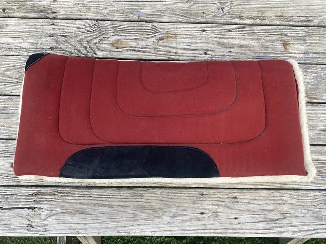 Lightly used Diamond Wool brick red Western work pad 32" x30" US made