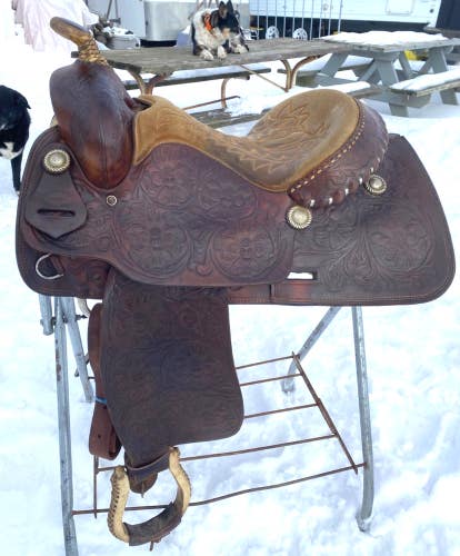 Used /vintage 16" Cleburne tooled Western saddle US made