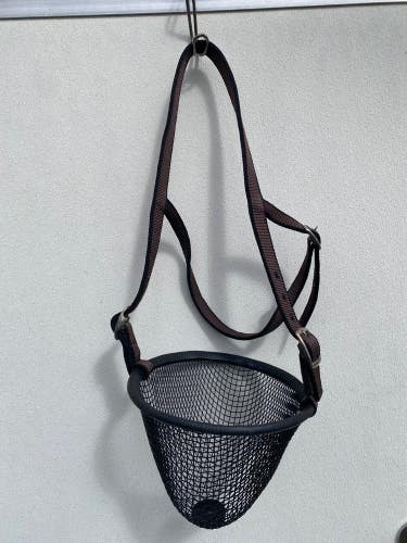 Fabri-Tech wire mesh horse muzzle w/nylon headstall  NWOT