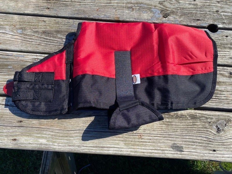 26" - 30" Showman red 600 D waterproof small foal / dog blanket