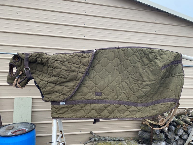 Used 1000d 68" Battle Blanket stable blanket w/detachable hood US made