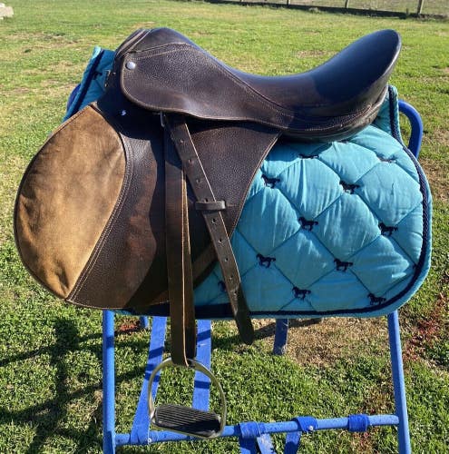 Used Havana brown 18" AP English saddle w/fittings, pad, M tree