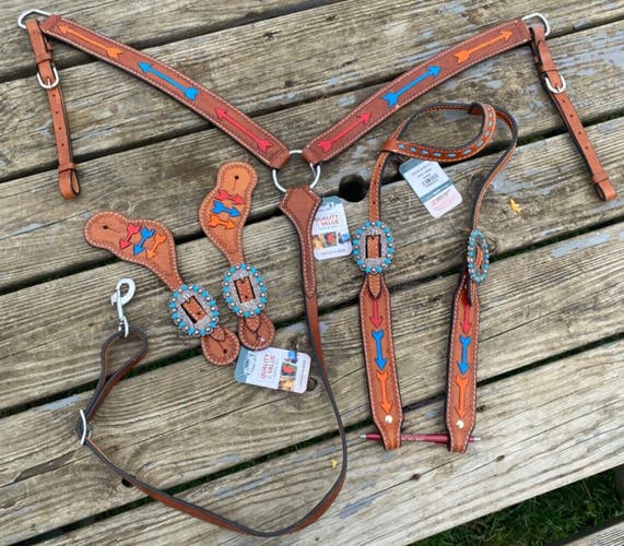 Tough 1 Triple Arrow Western  headstall/breastcollar / spur strap set