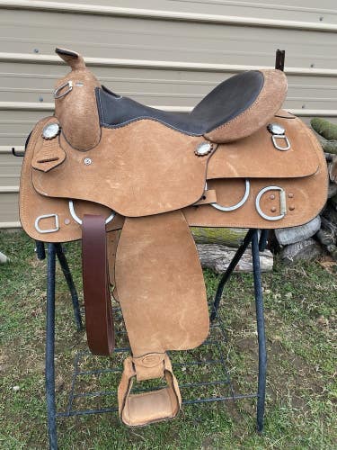 15" rough out Royal King Western training saddle