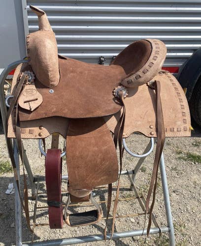 13"  Royal King Boulder two-tone roughout youth Western barrel saddle