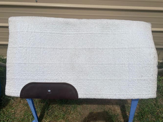 Harris winter white wool Western oversize show pad  34 x 38
