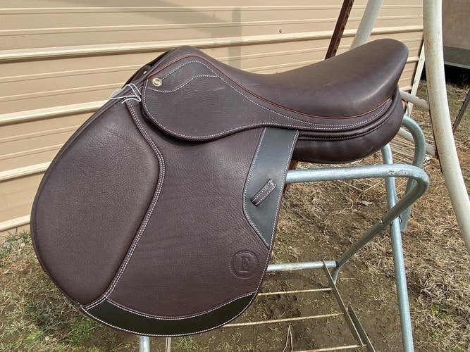 17.5" Collegiate Enzo Treviso Maria close contact / jumping saddle Havana brown