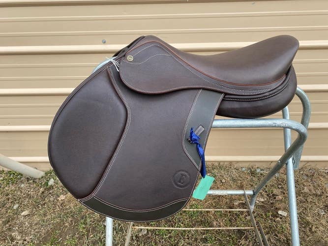 17.5" Havana Collegiate Enzo Treviso Anita close contact / jumping saddle
