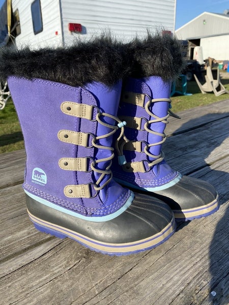 Women's 5 Sorel Joan of Arctic winter boots waterproof leather (run large)