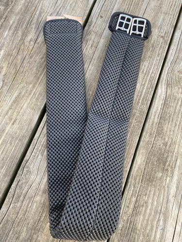 46" black air-flow neoprene English girth