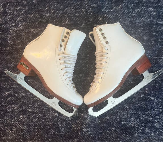 Harlick Competitor Plus Figure Skates / with John Wilson Coronation Ace