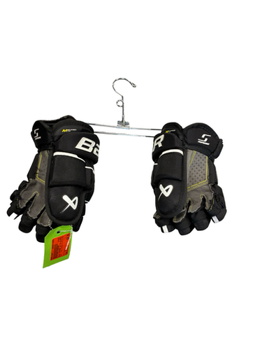 Used Bauer SUPREME 10 IN GLOVES Junior Gloves Black 10" 11682-S000131667
