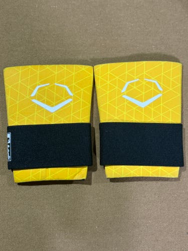 Evoshield Wrist Wraps
