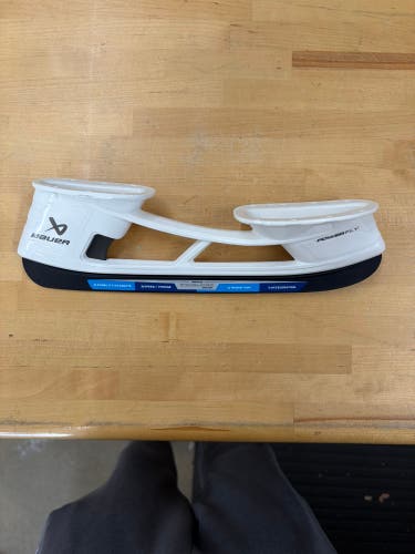 Bauer PowerFly Holder Size 8 (272R)