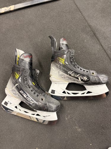 Bauer Vapor Hyperlite 2 Hockey Skates Size 6.5