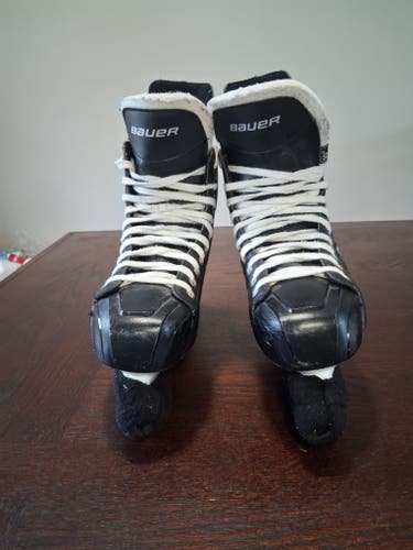 Black/White 2012 Bauer Bauer Nexus RP4 Hockey Skates Regular Width 10 (Used)