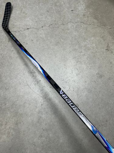 77 Flex P88 Senior Bauer Vapor Flylite Right Hand Hockey Stick (New) OHL Pro Stock