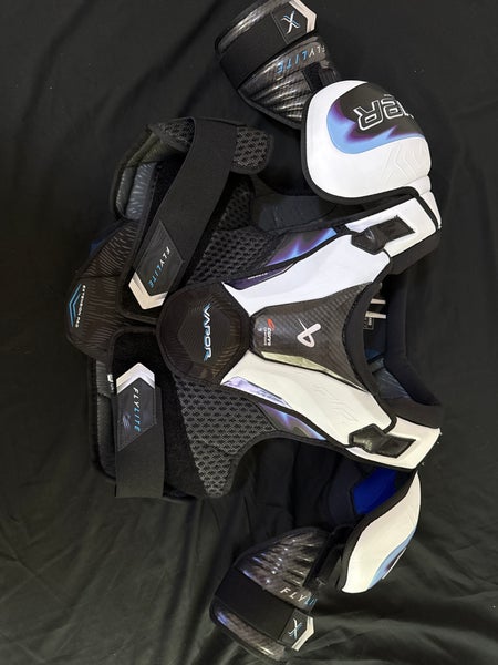Men's Large/Extra Large Senior Bauer Vapor Flylite Shoulder Pads (New)