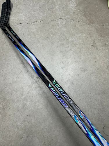 2 Pack 77 Flex P88 Senior Bauer Vapor Flylite Right Hand Hockey Stick (New) OHL Pro Stock