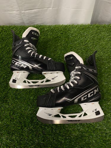 CCM Ribcor 90K Hockey Skates | Intermediate Size 4.5 (Wide)