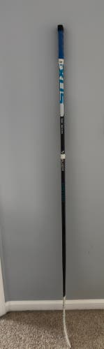 Senior Bauer Nexus Havok Right Handed Hockey Stick P28 65 Flex (Used)