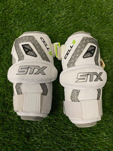 STX Cell VI Arm Pads | Adult Medium Sized
