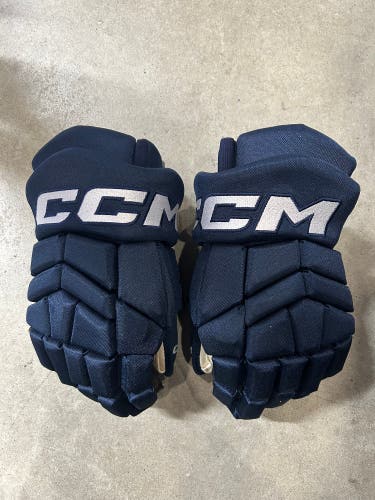 15” CCM Pro Custom HGTKXP Eric Cernak Team Slovakia Gloves Pro Stock (New) NHL