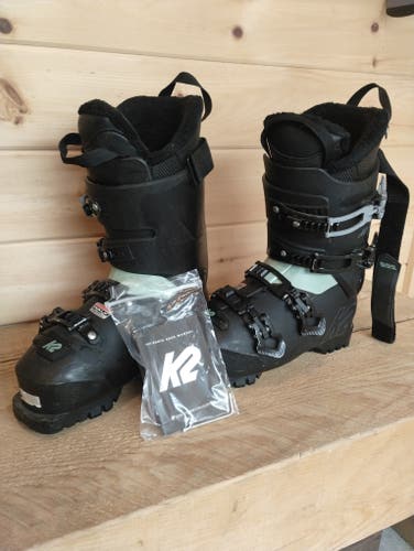 Mondo 25 & 25.5 Women's K2 All Mountain BFC Ski Boots Soft Flex (Used)