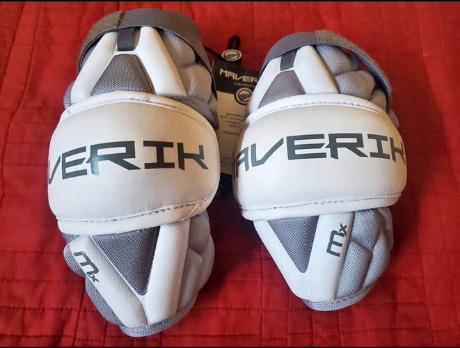 Brand new Large Maverik Arm Pads