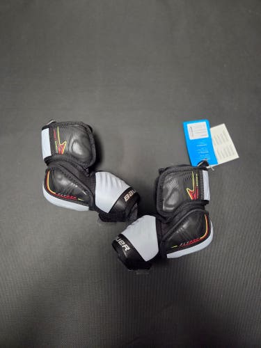 Junior Medium Bauer Vapor Flypro Elbow Pads (New)