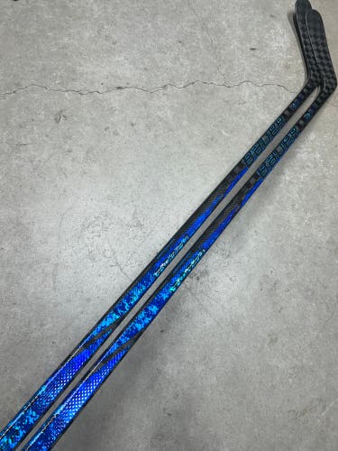 2 Pack 77 Flex Custom P92Senior Bauer Twitch Right Hand Hockey Stick Pro Stock (NEW)