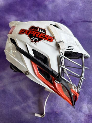 White Adult Cascade S Helmet (Used)