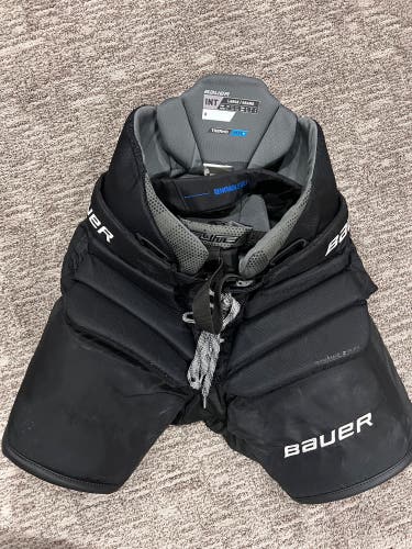Intermediate Large Bauer Elite Hockey Goalie Pants (Used)