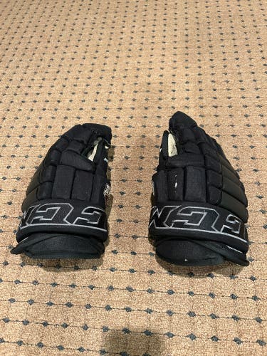 CCM HG4PC Oakland jr Grizzlies Gloves 14" (Used)