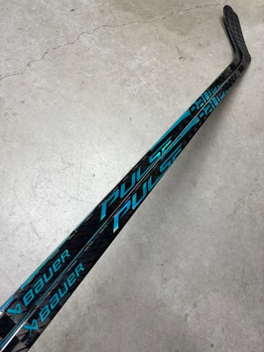 2 PACK 87 Flex P92 Senior Bauer Pulse Left Hand Hockey Stick (Like New) OHL Pro Stock
