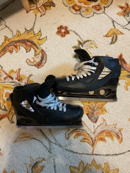 True One Piece Hockey Goalie Skates 10 (Used)