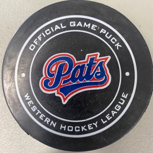 Regina Pats puck