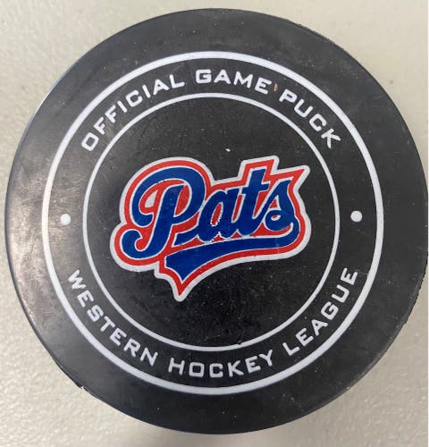 Regina Pats puck