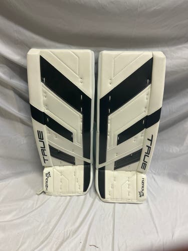 32" True HZRDUS 7X4 Goalie Leg Pads (New)
