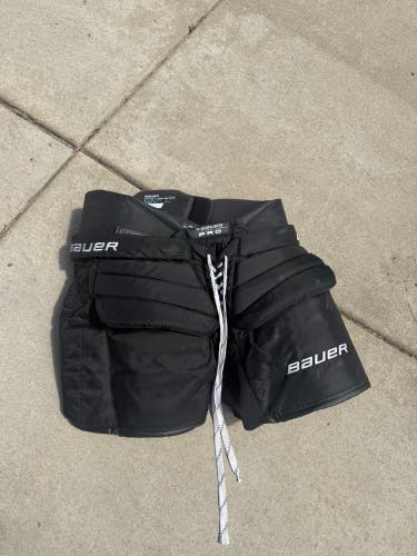 Senior XL Bauer Pro Hockey Goalie Pants (Used)
