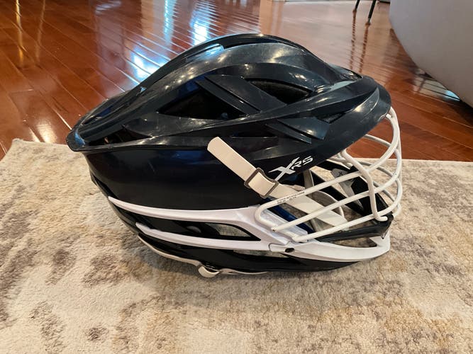 Navy blue Cascade XRS Helmet (Used) SEND OFFERS PLZ! WILLING TO NEGOTIATE!