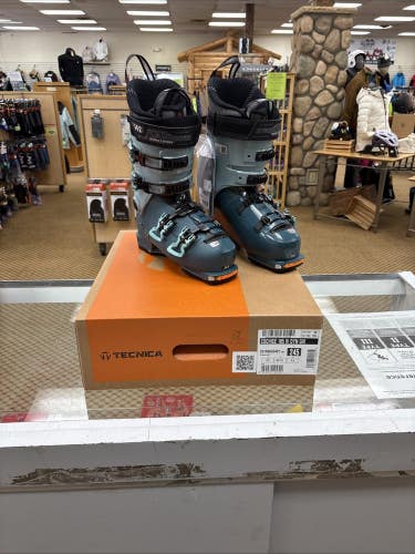 Tecnica Cochise 105 24.5 Womens DYN GW 25/26 NEW!!