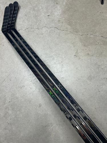 3 Pack 85 Flex P29 Senior CCM XF Ghost Right Hand Hockey Stick (New) Pro Stock